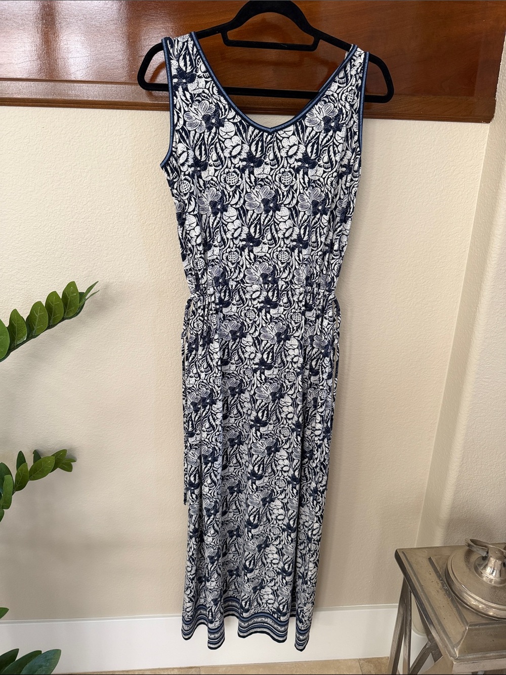 Sleeveless Long Blue White Floral with drawstrings on each side